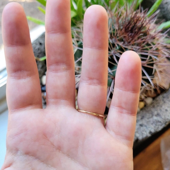 Classic Dainty Gold Arrow Wishbone Ring Band - Picture 8 of 8